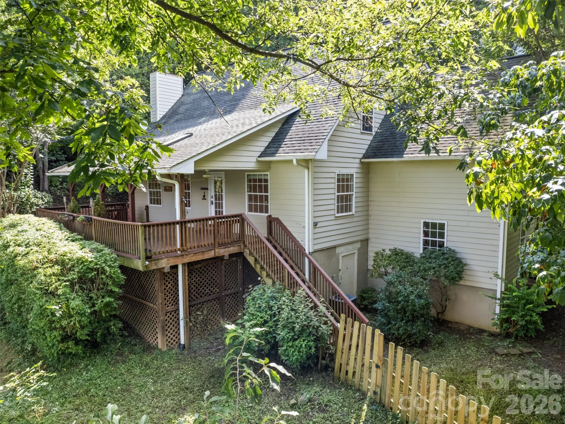 154 Presidential Drive - Photo 5