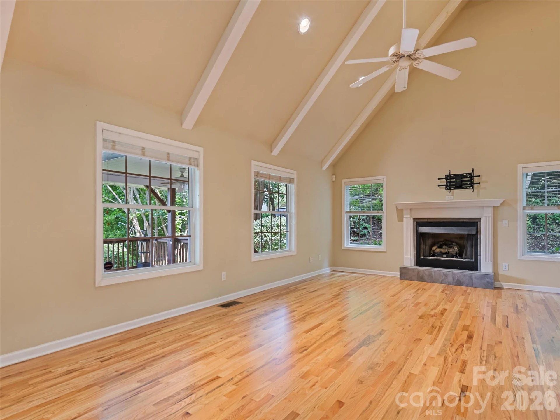 154 Presidential Drive - Photo 16