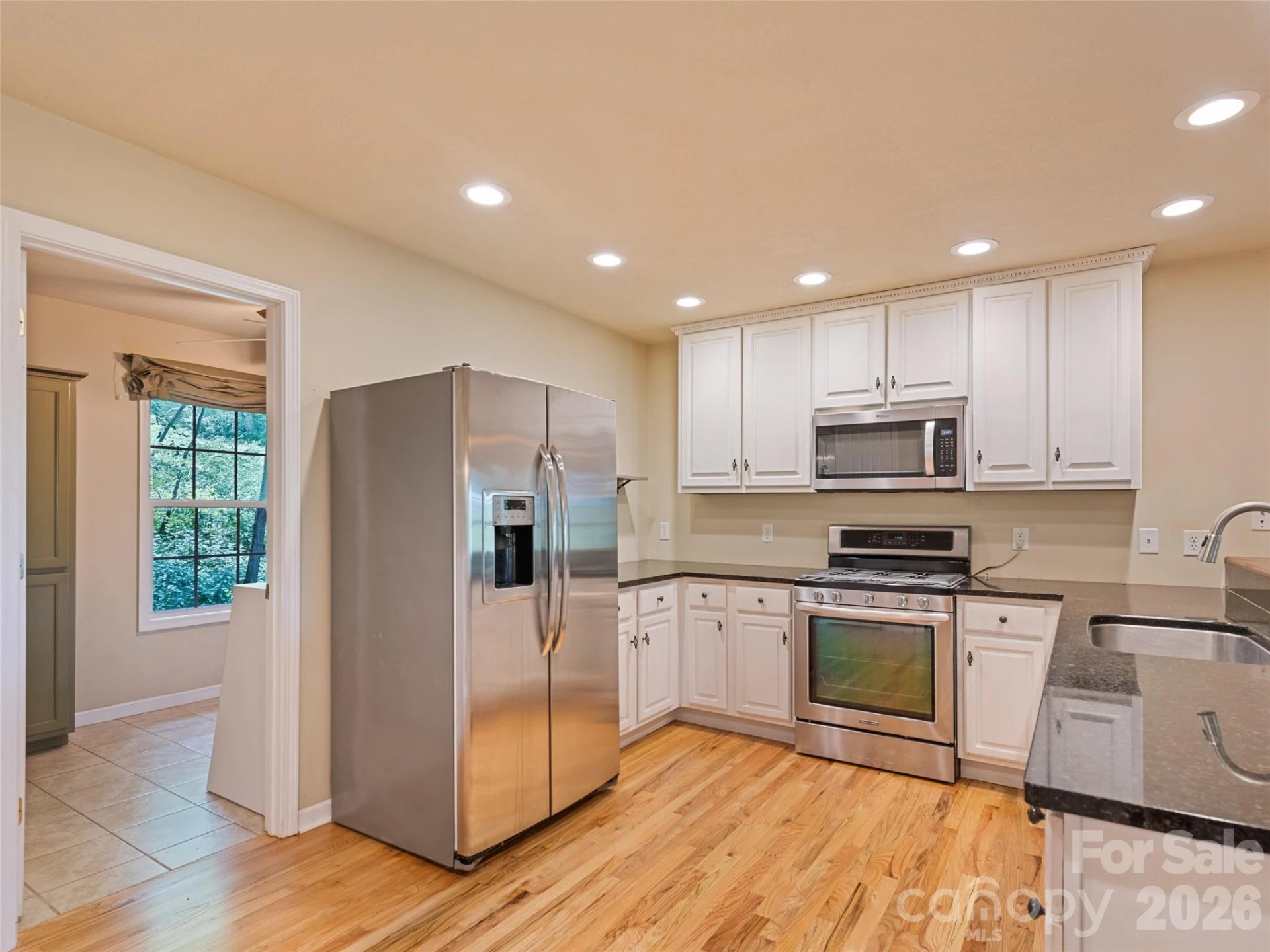 154 Presidential Drive - Photo 23