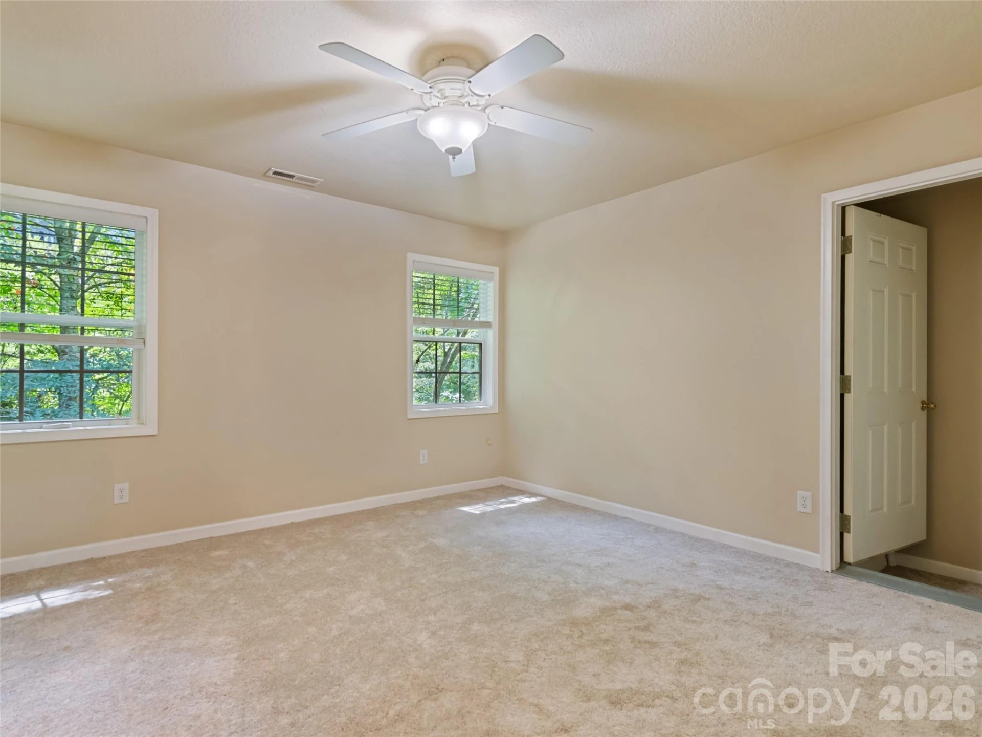 154 Presidential Drive - Photo 35