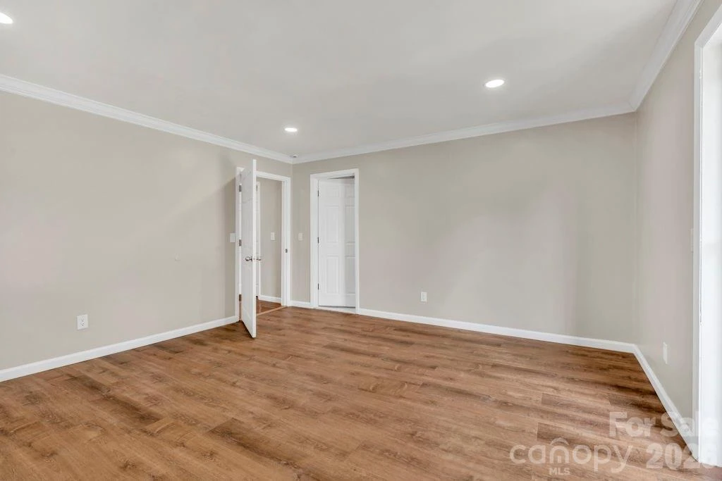 490 Morehead Road - Photo 29
