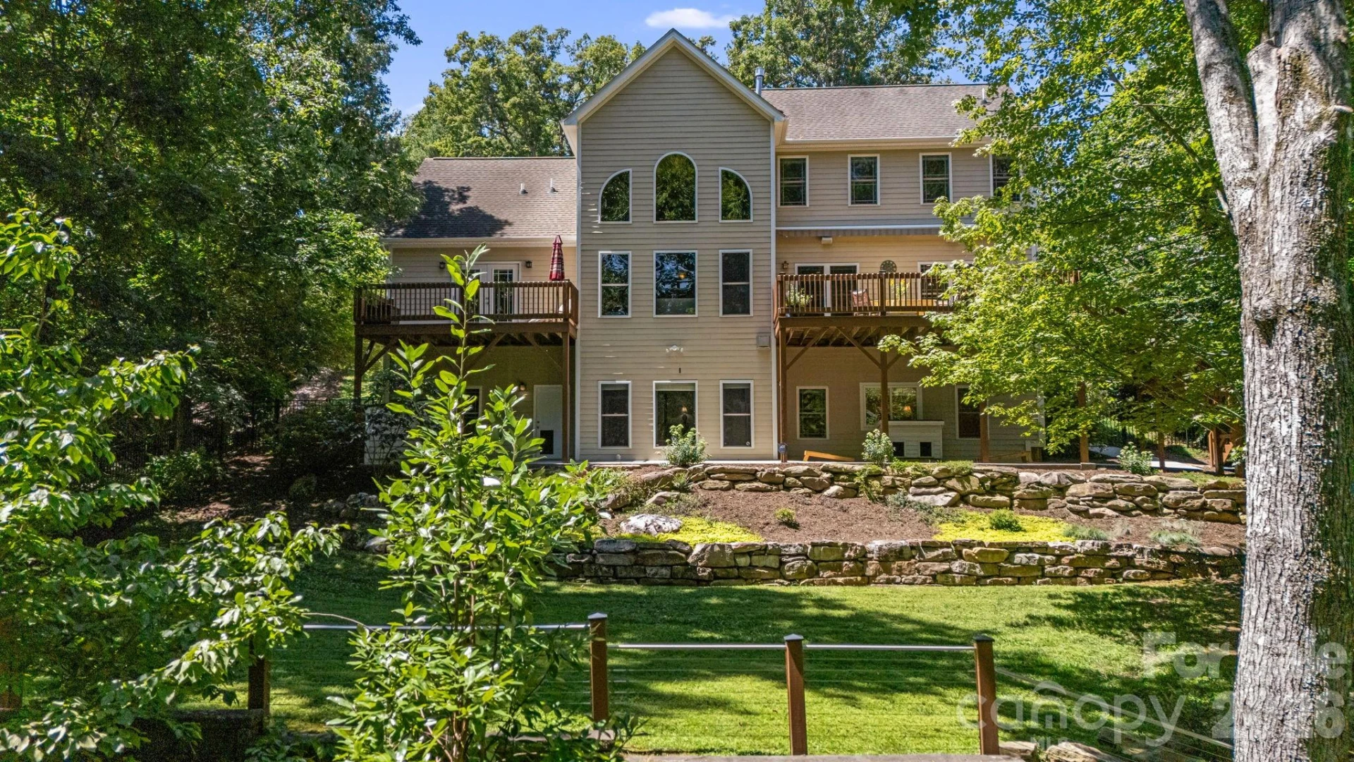 329 Scarlet Tanager Court - Photo 2
