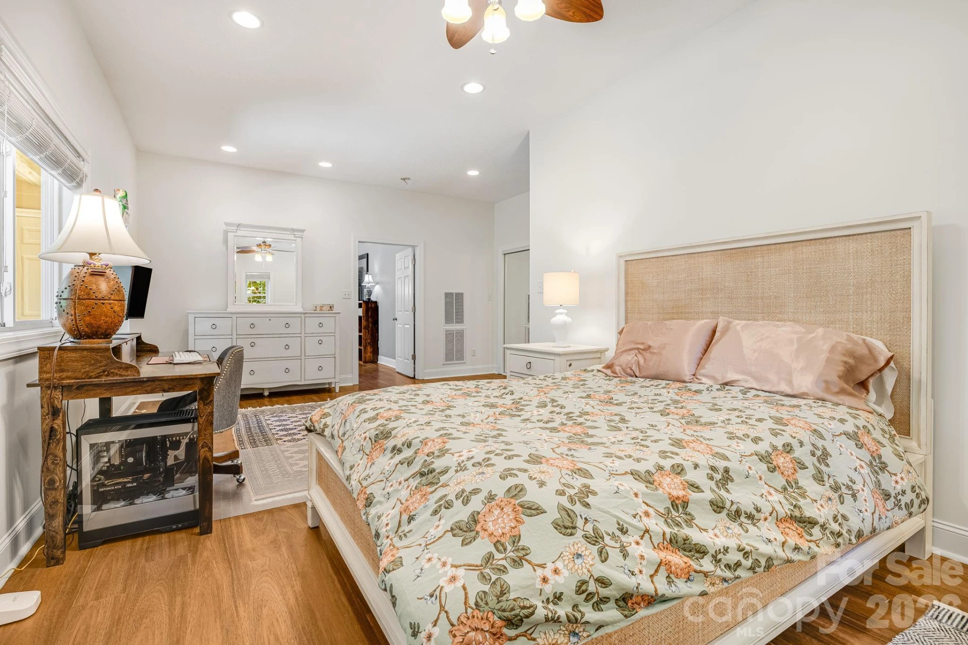 329 Scarlet Tanager Court - Photo 32