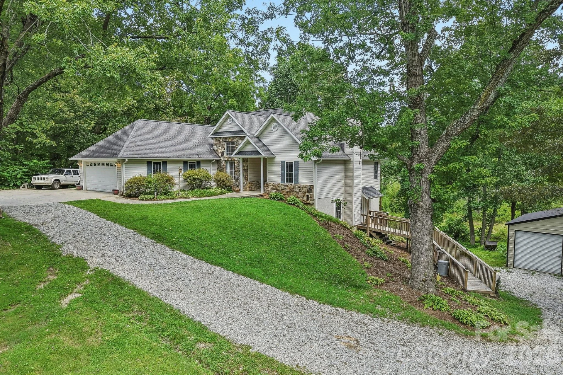 1414 Kanuga Road - Photo 37