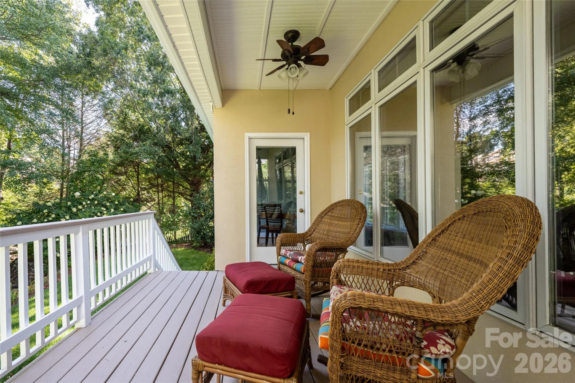8 Clovelly Way - Photo 3
