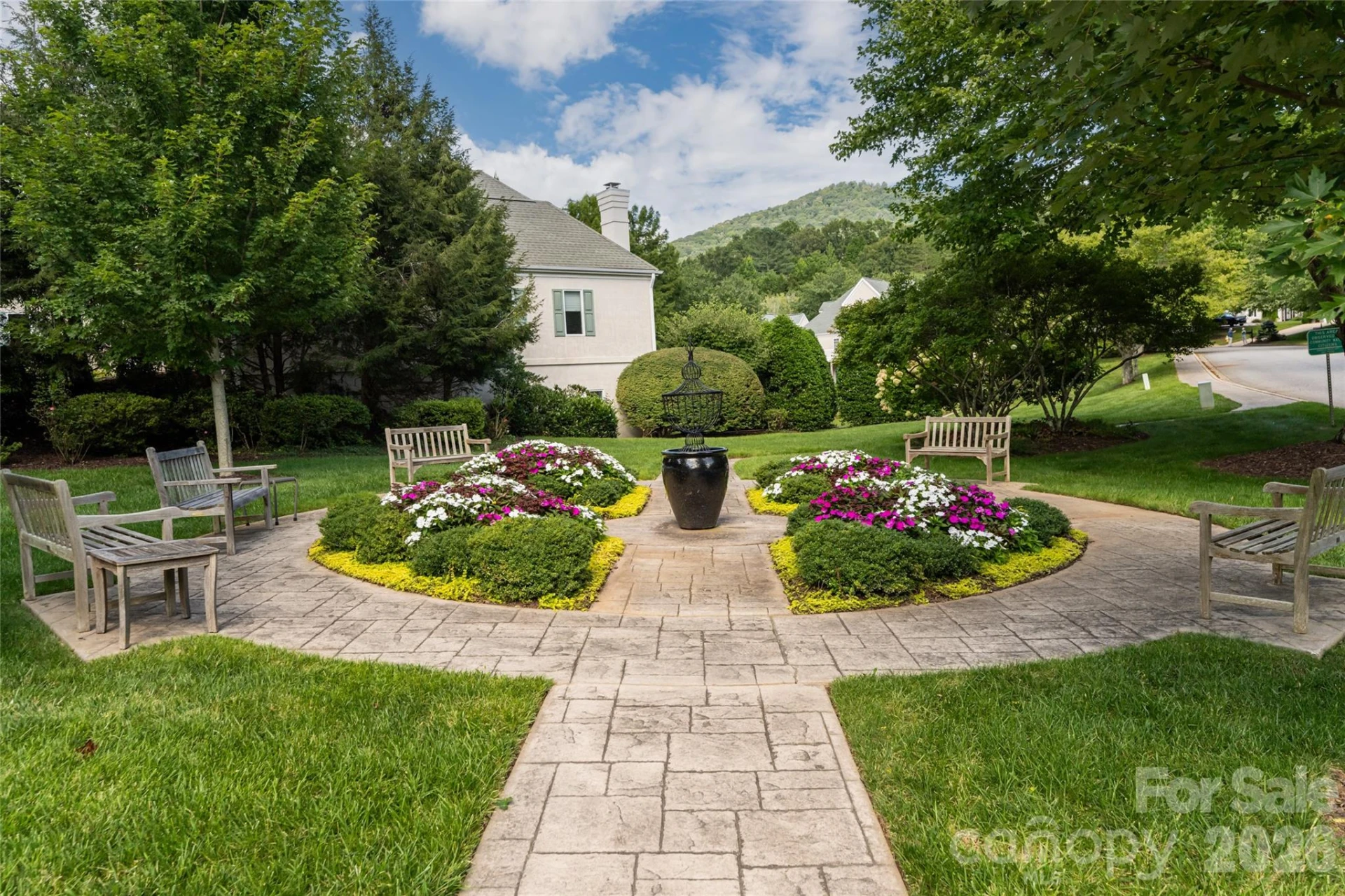 8 Clovelly Way - Photo 46