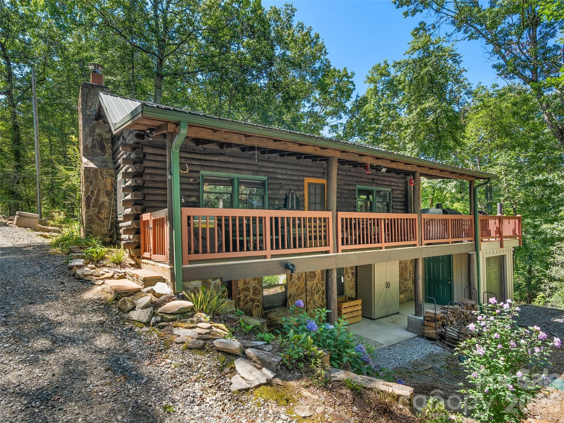 185 Rainbow Lake Drive - Photo 2