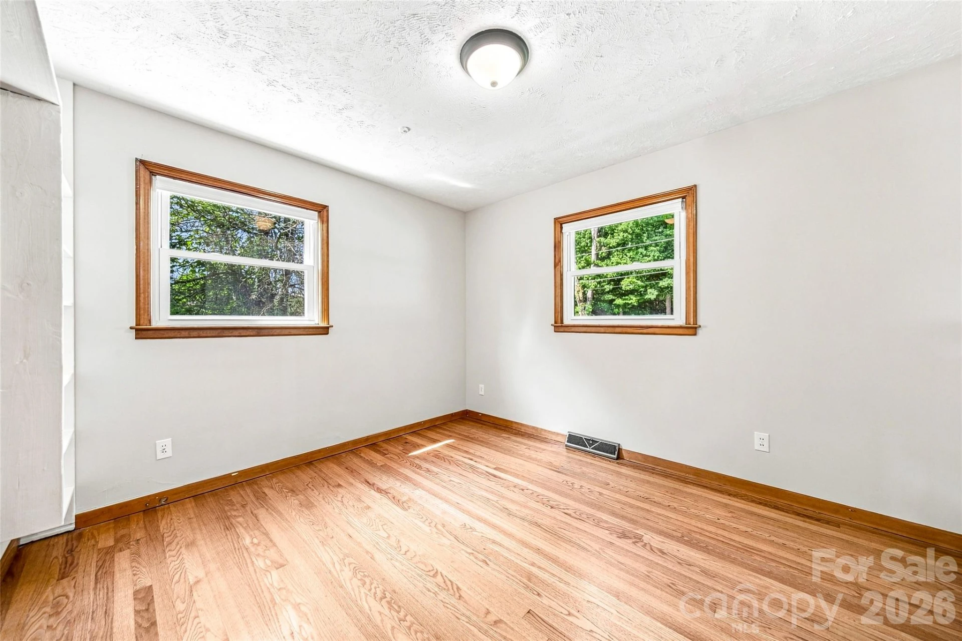 708 Loop Road - Photo 15