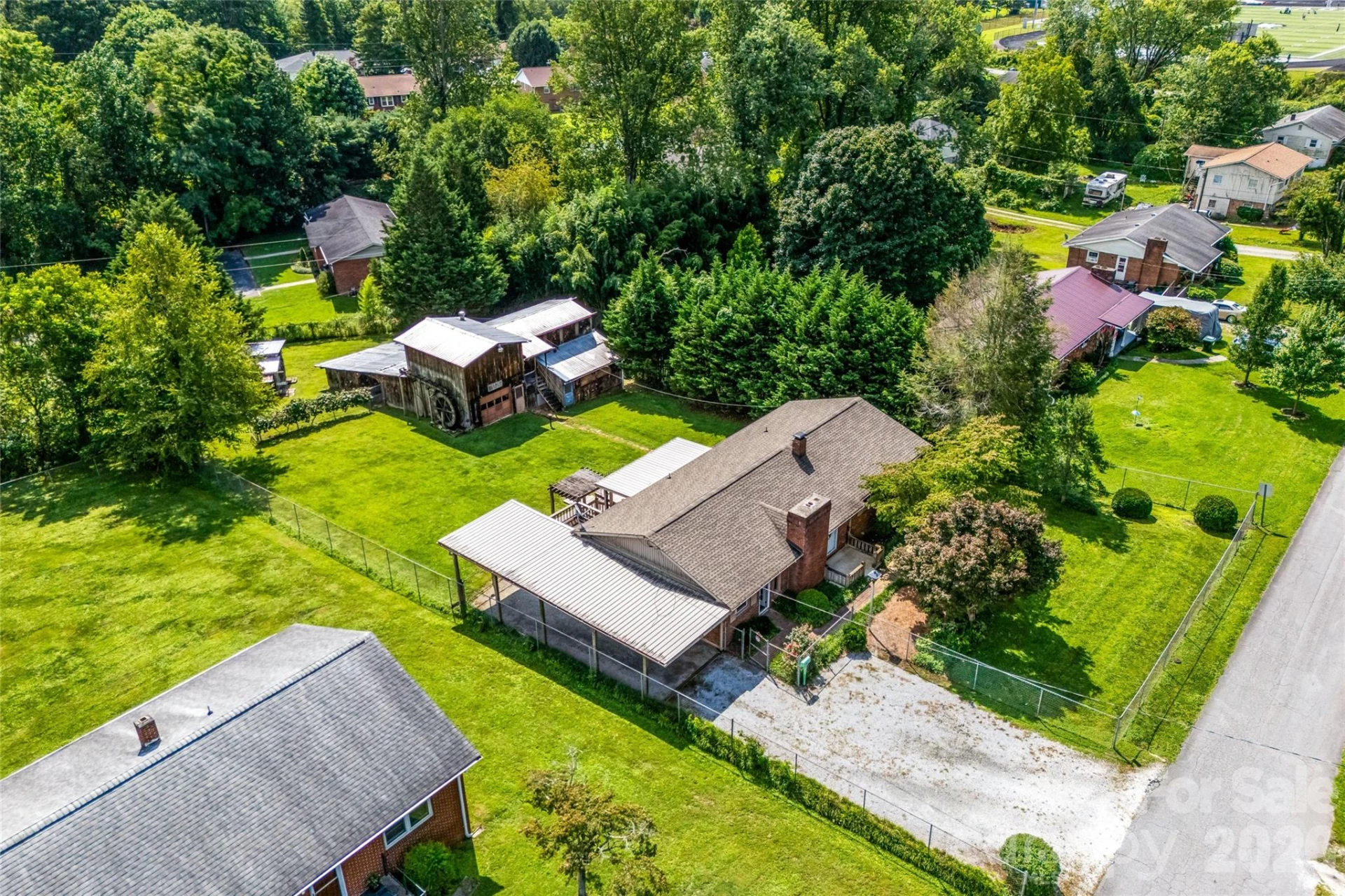 708 Loop Road - Photo 32