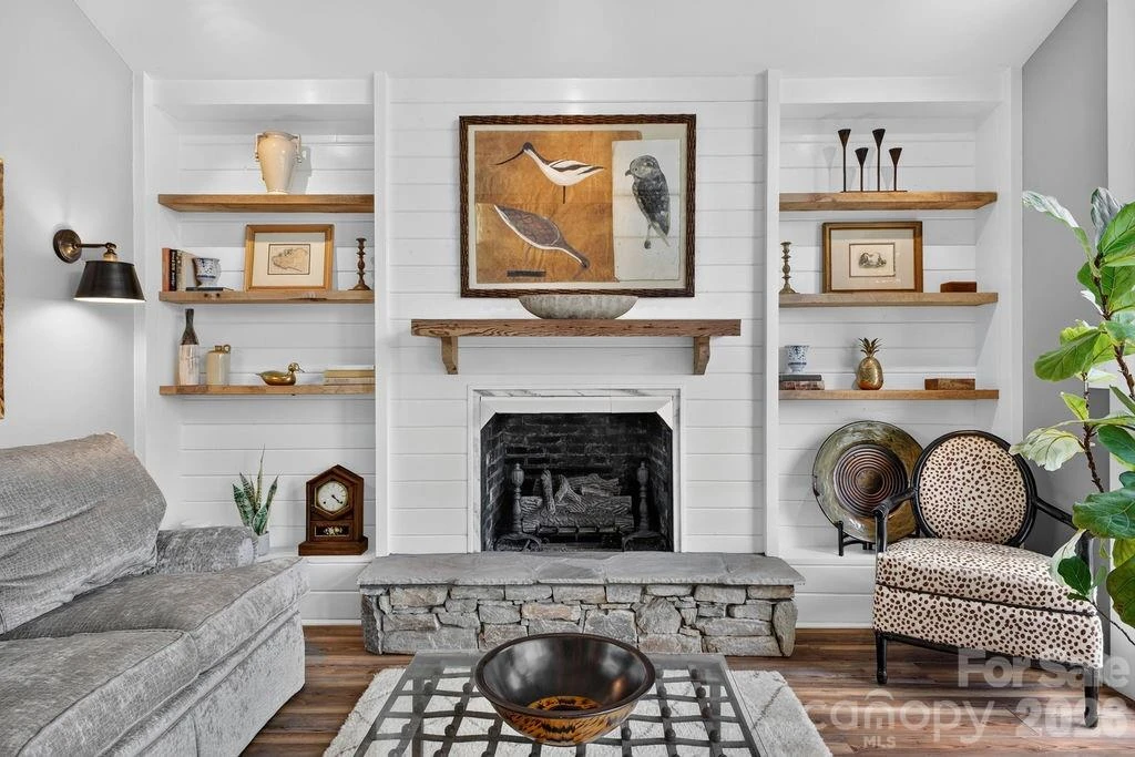 865 Haven Drive - Photo 4