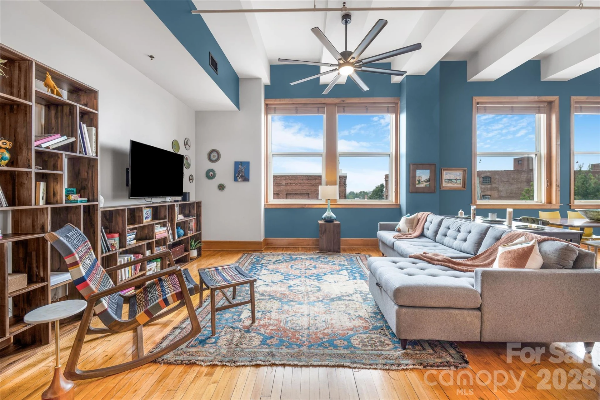 59 College Street #201 - Photo 2