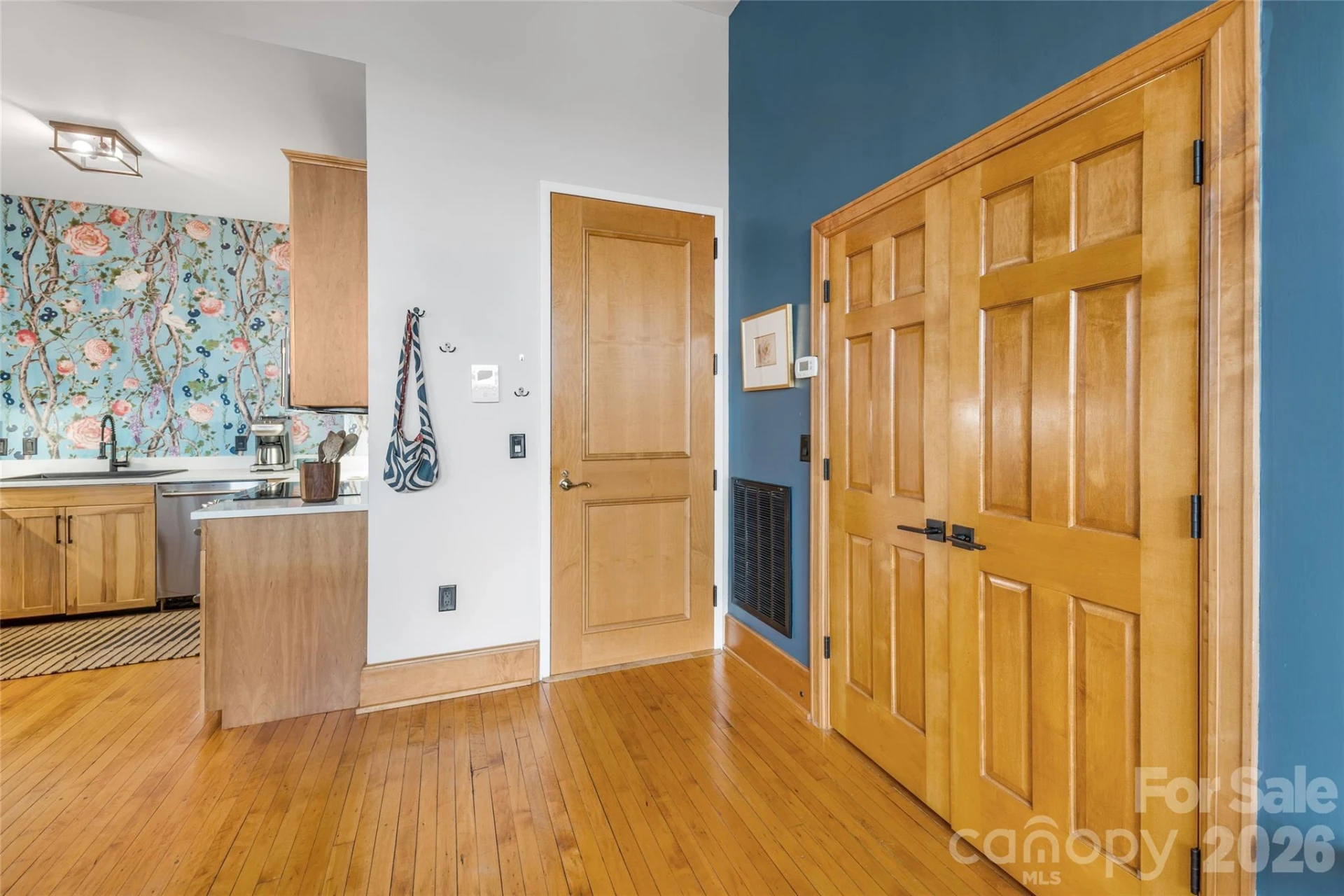 59 College Street #201 - Photo 7