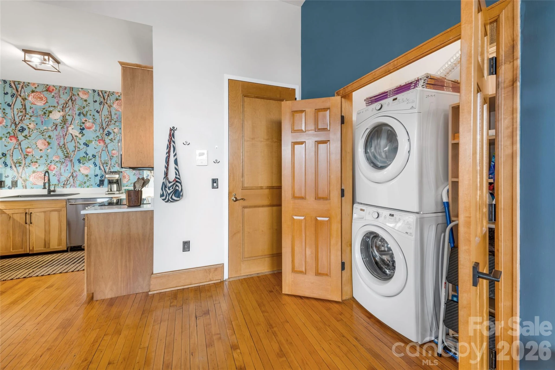 59 College Street #201 - Photo 8