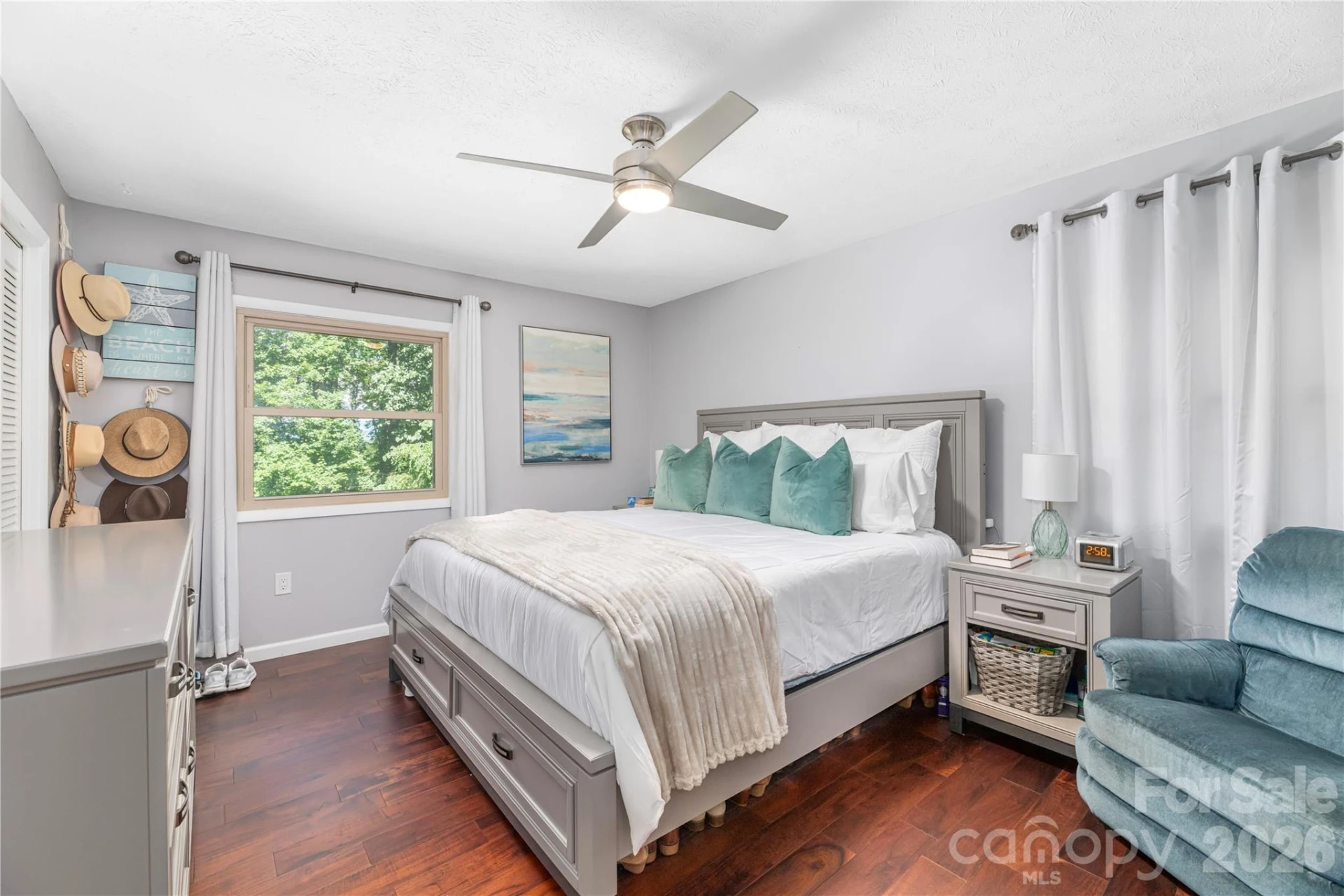 115 Hazelview Drive - Photo 11