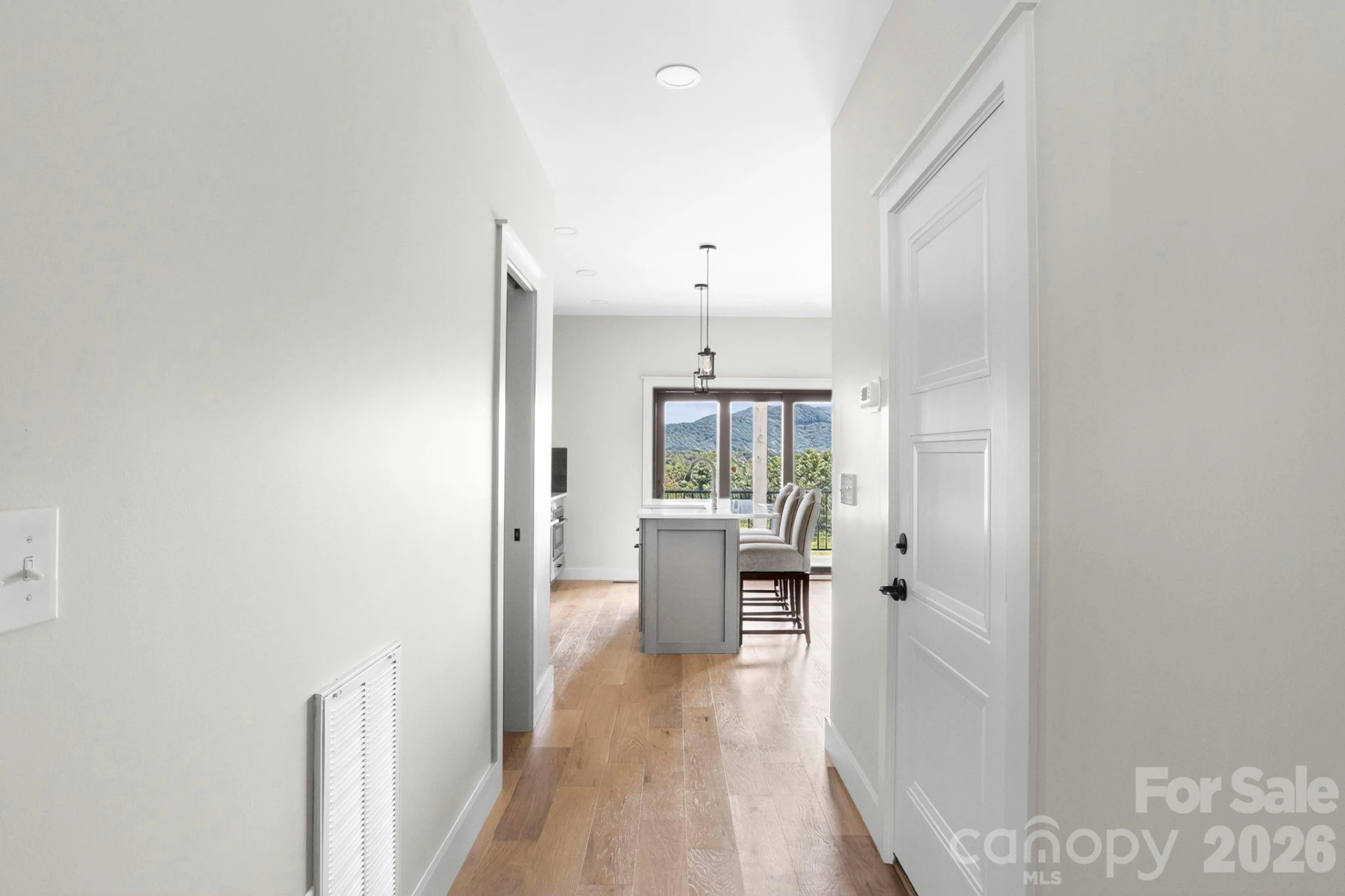 128 Chepstow Place - Photo 7