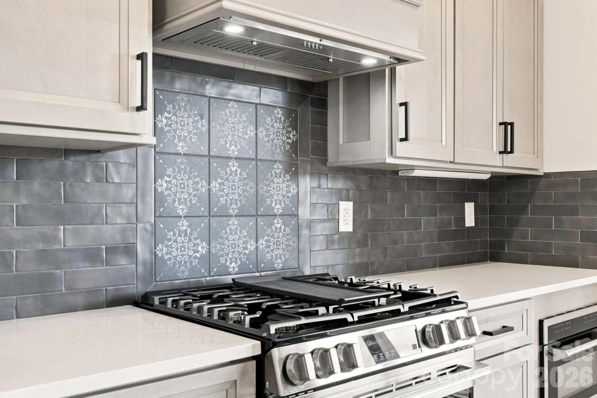 128 Chepstow Place - Photo 9