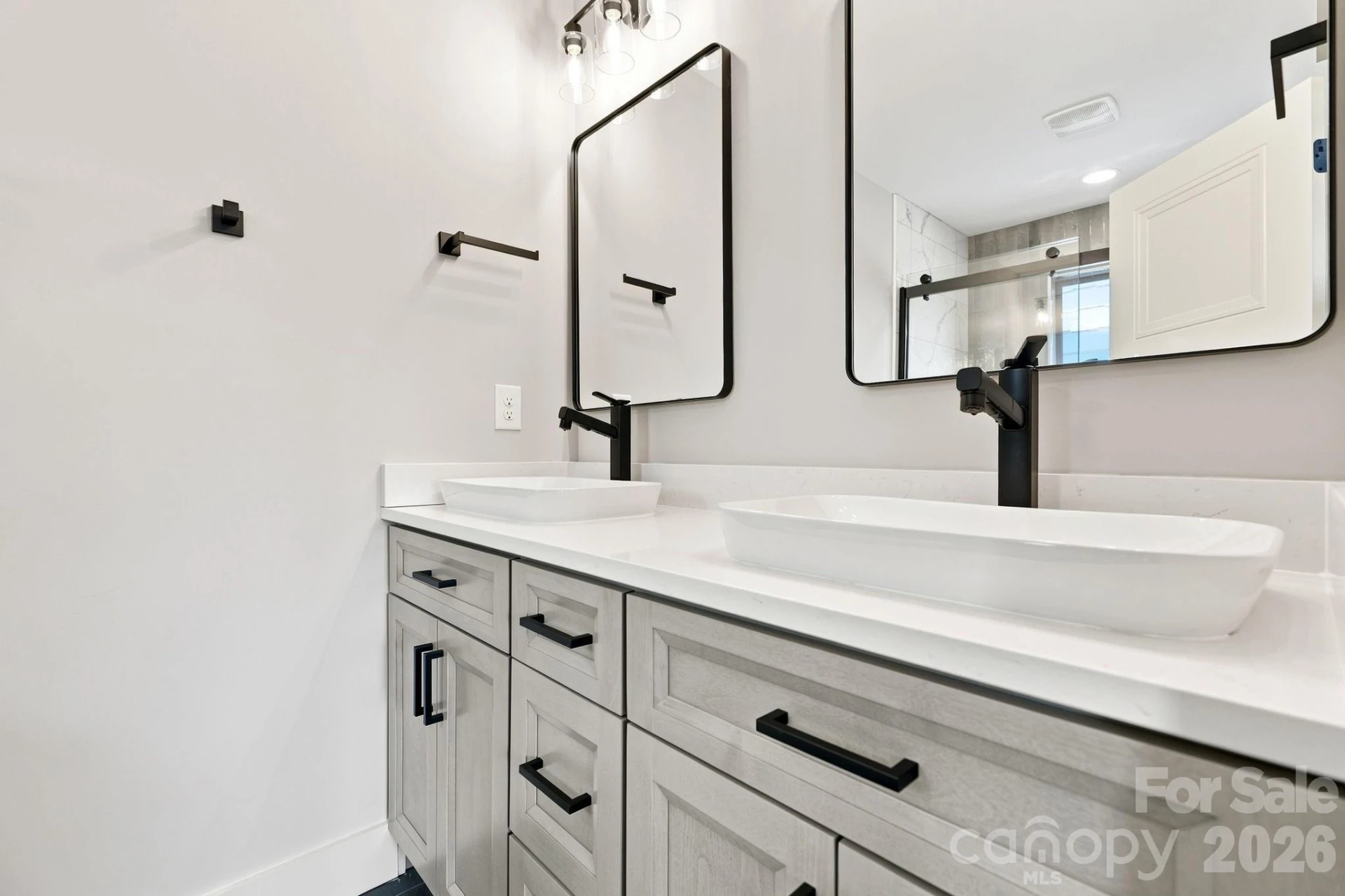 128 Chepstow Place - Photo 17