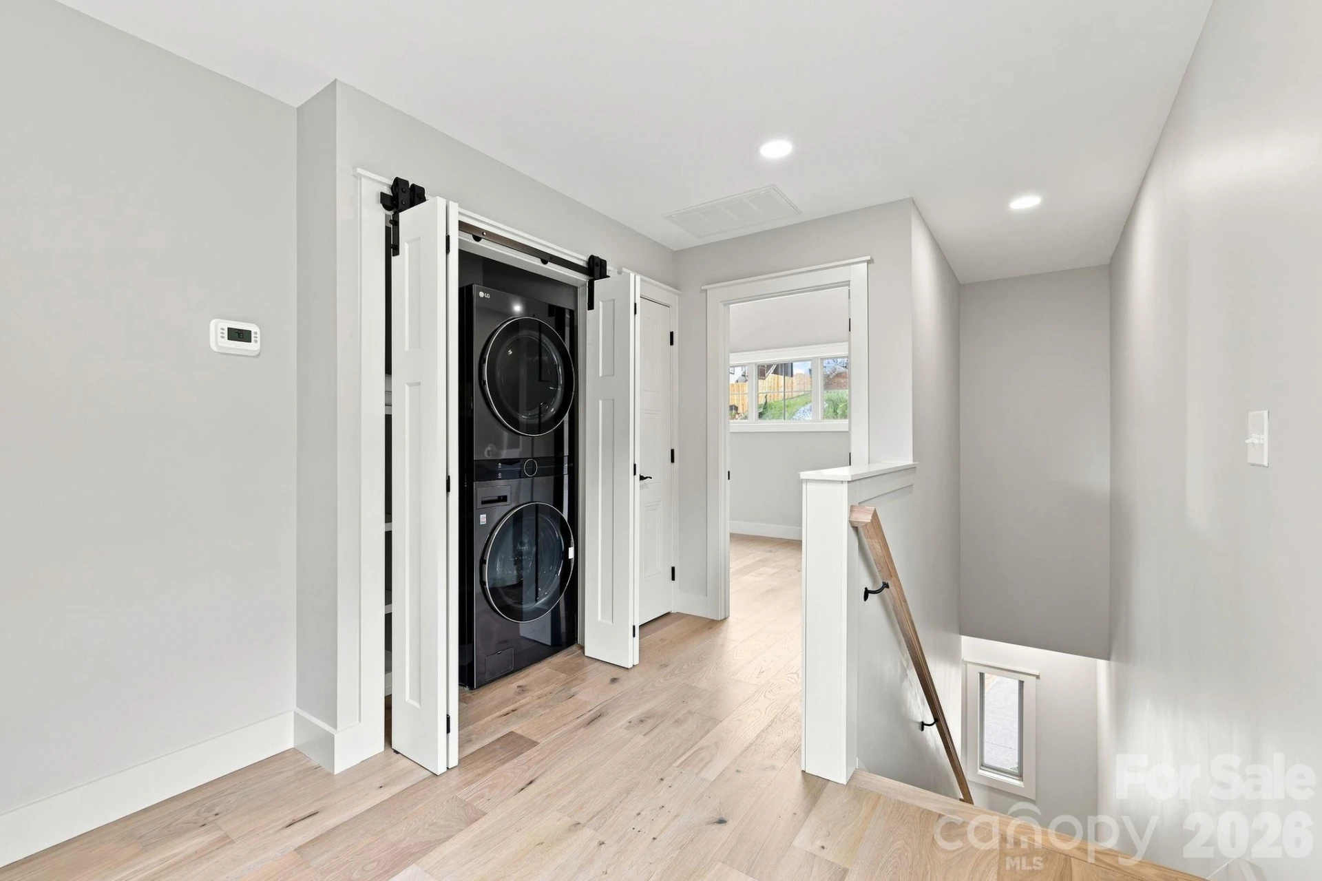 128 Chepstow Place - Photo 23