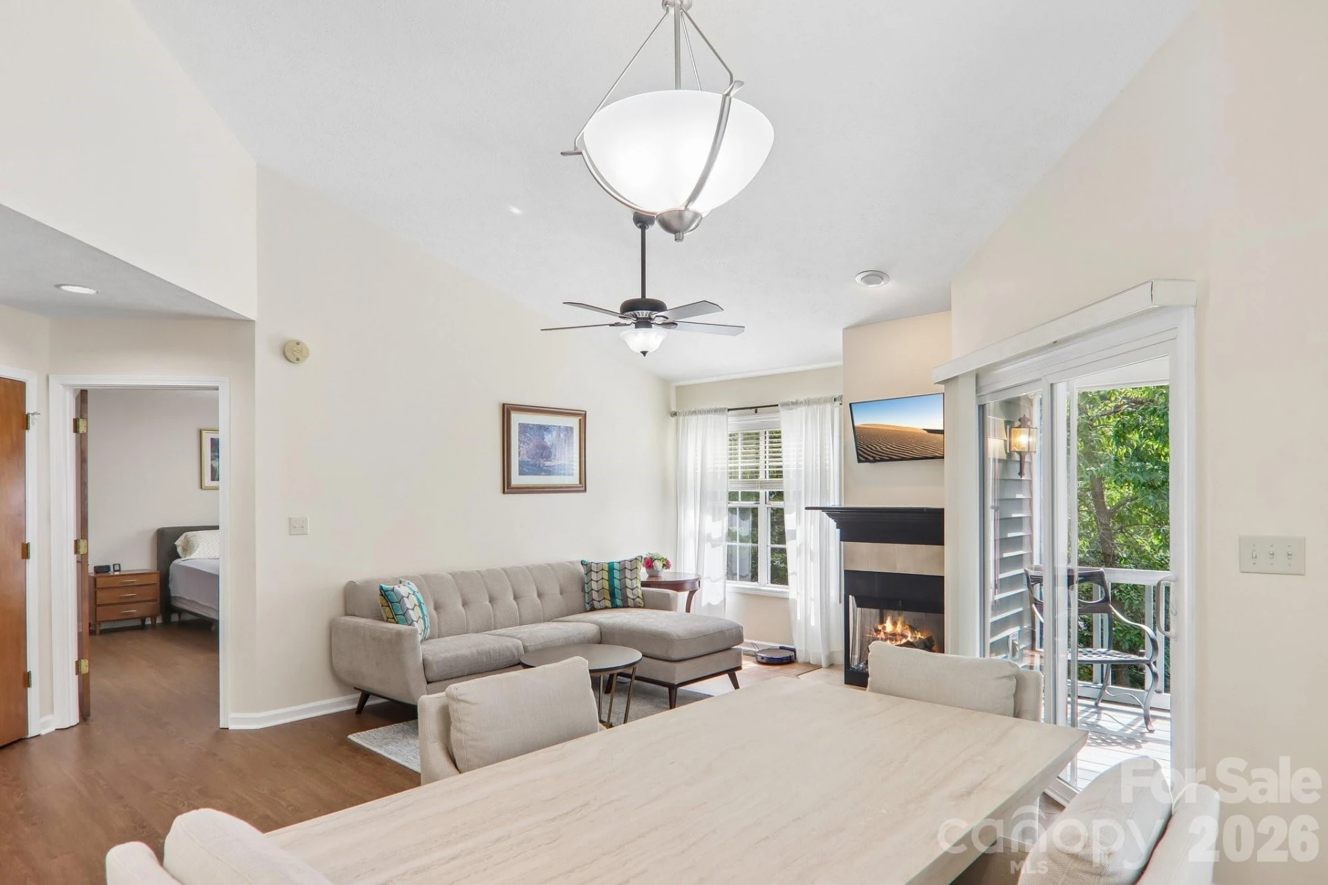 651 E Park Place - Photo 5