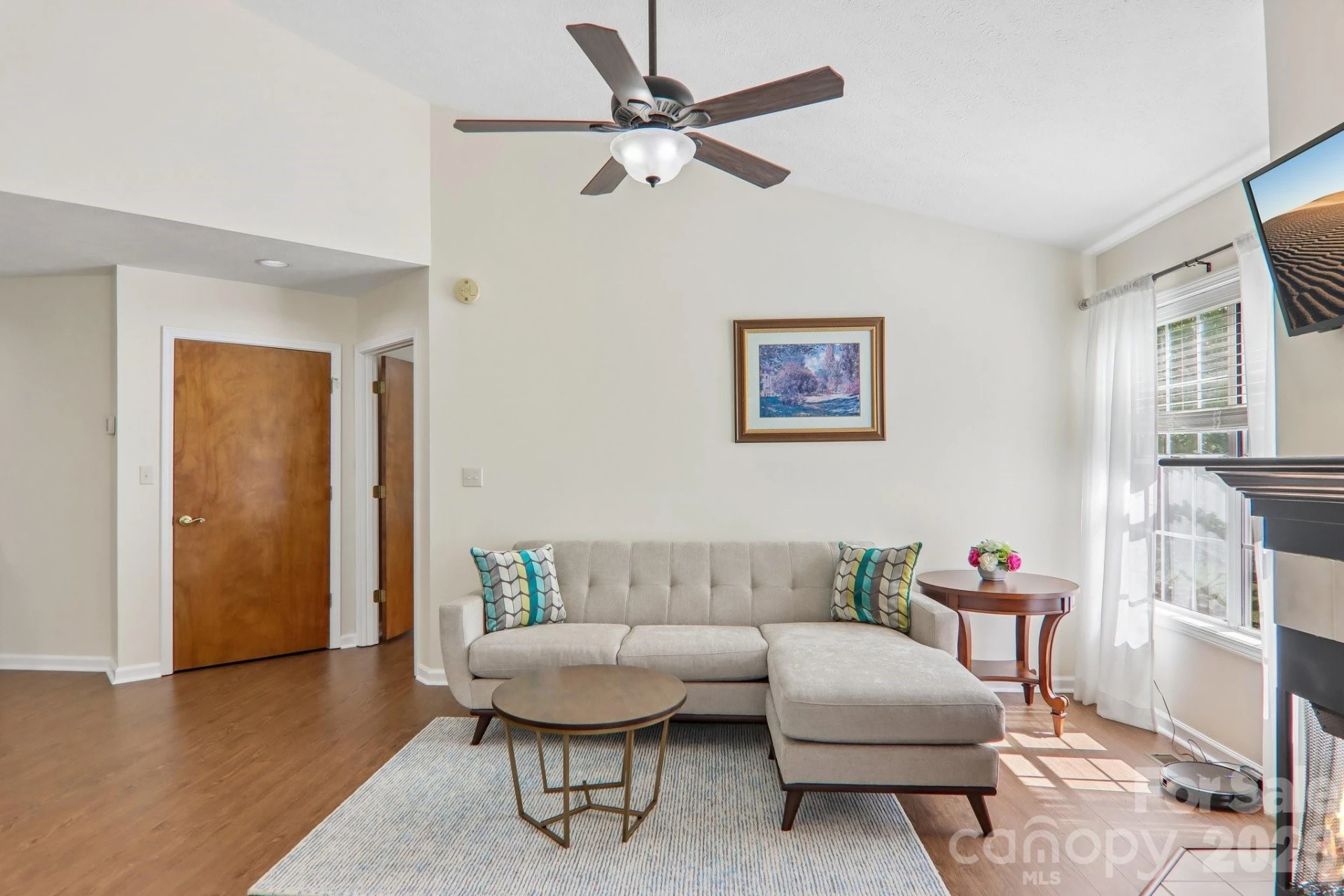 651 E Park Place - Photo 7