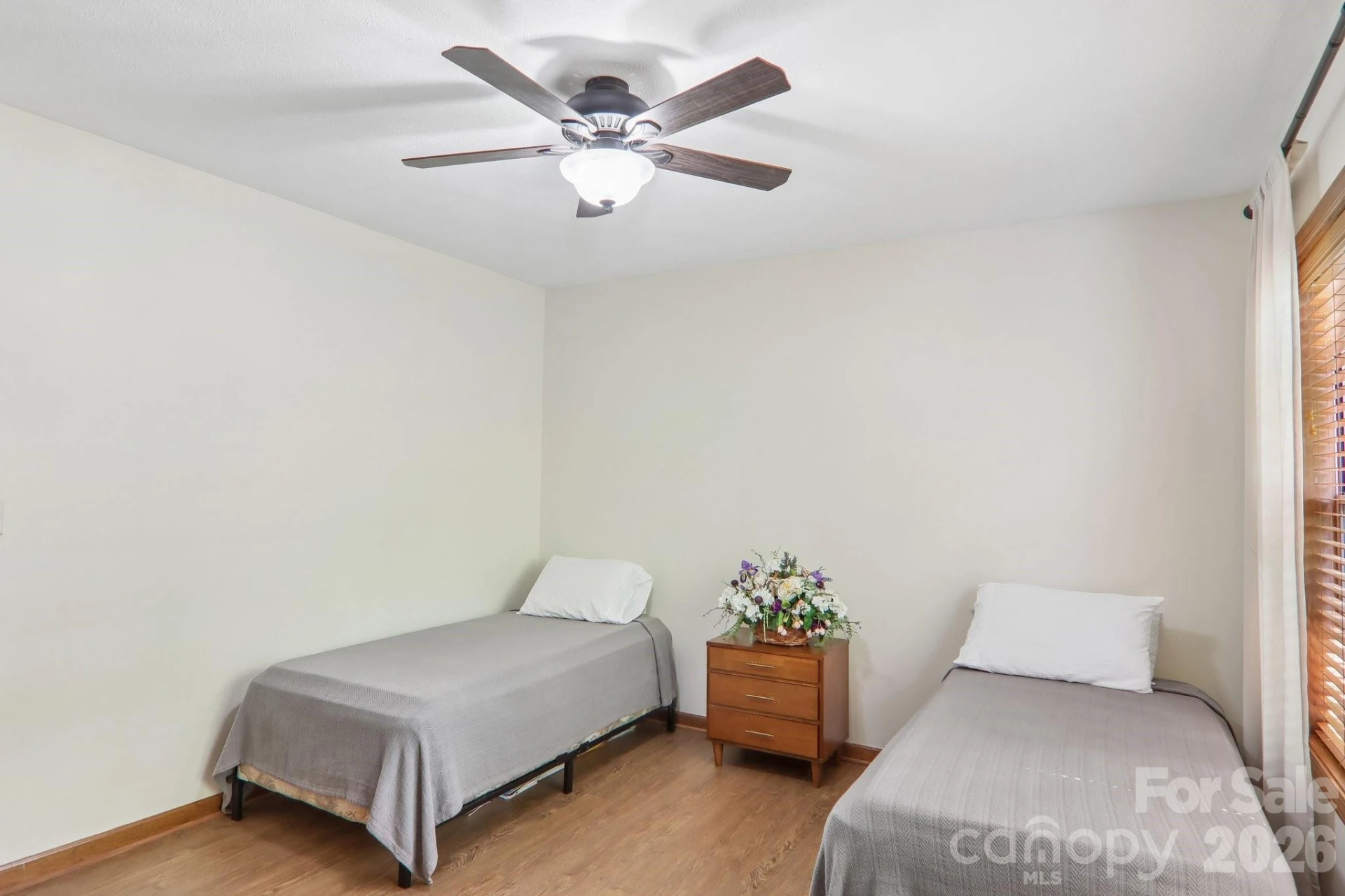 651 E Park Place - Photo 29