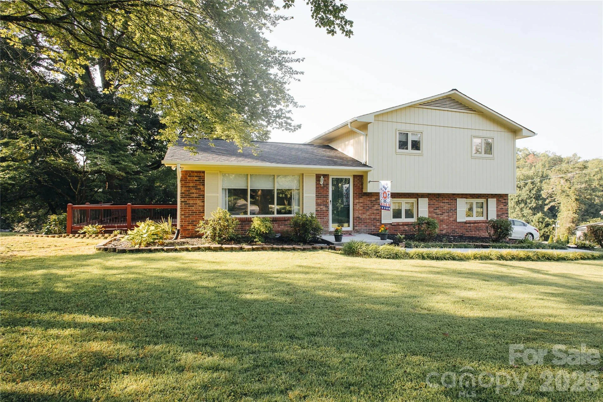 15 Golden Leaf Drive - Photo 2
