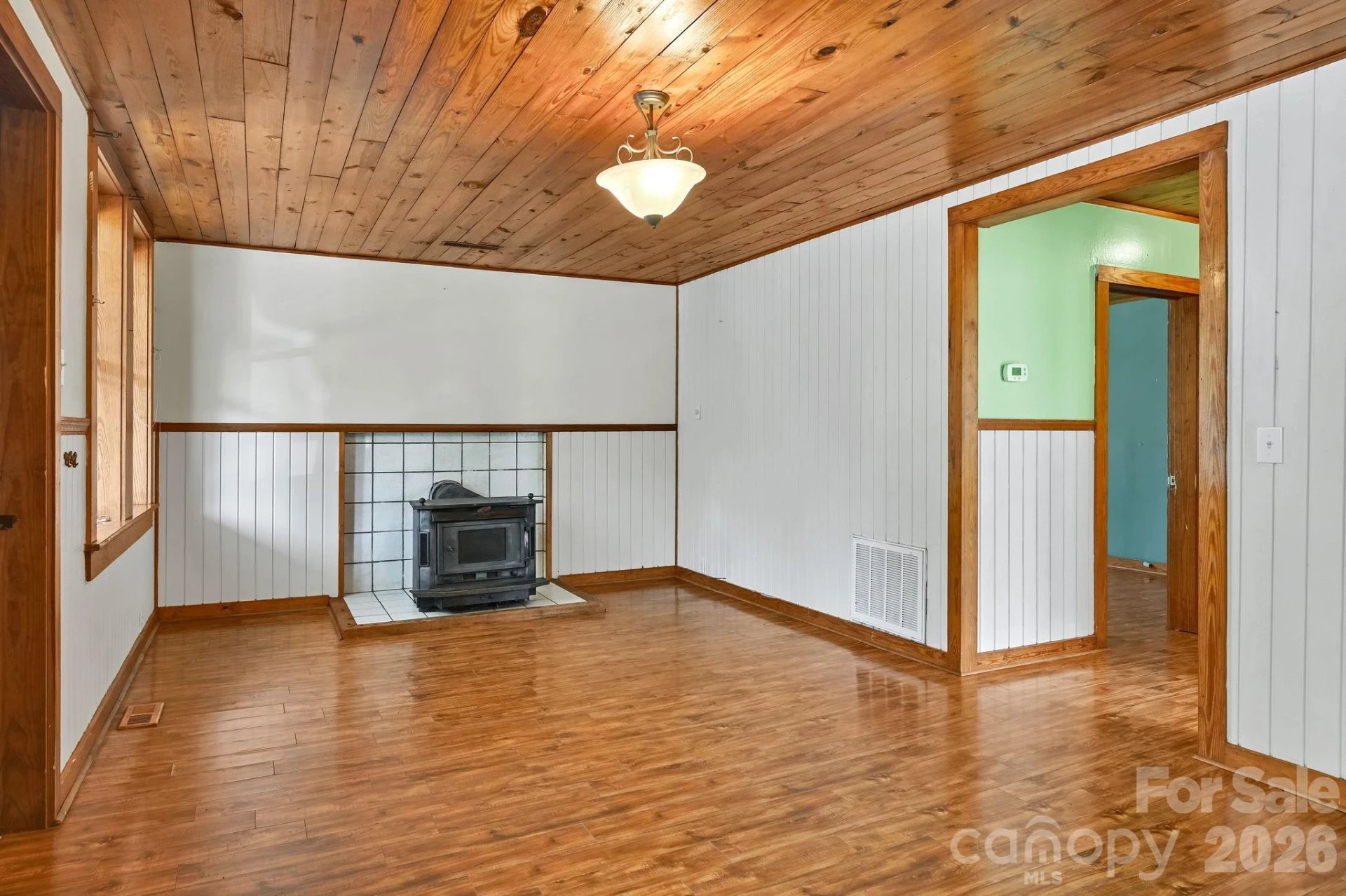 376 Fairview Road - Photo 5