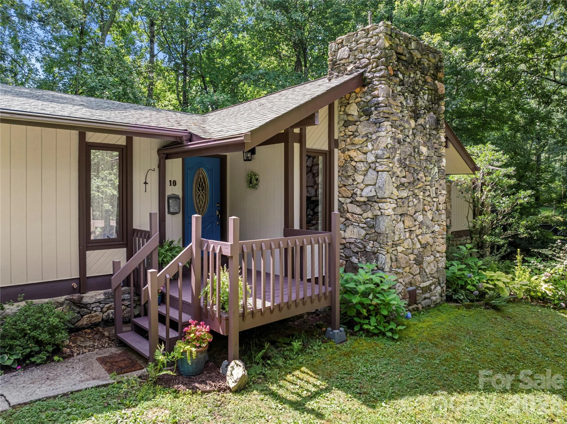 10 Brook Forest Drive - Photo 2