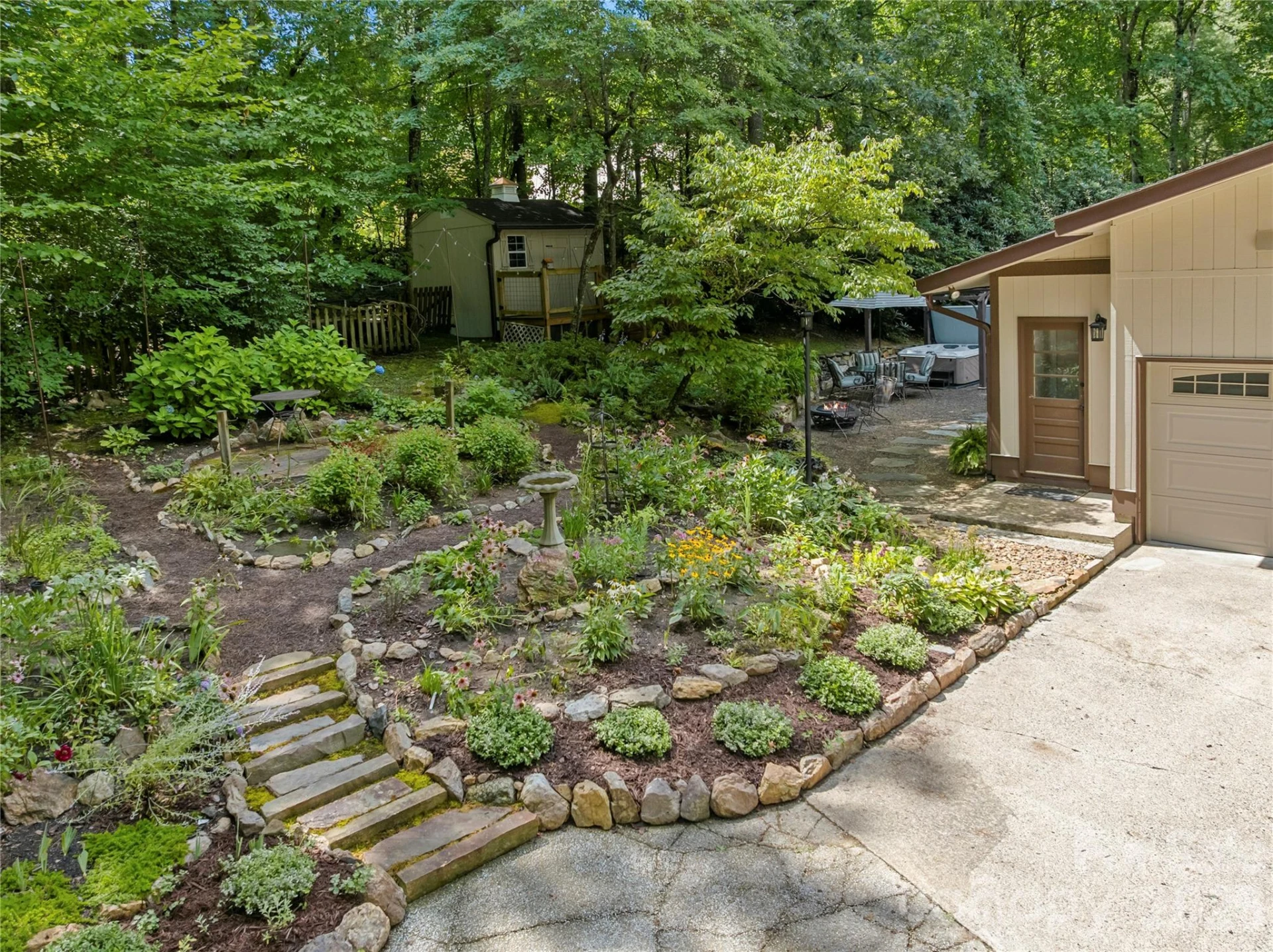 10 Brook Forest Drive - Photo 4