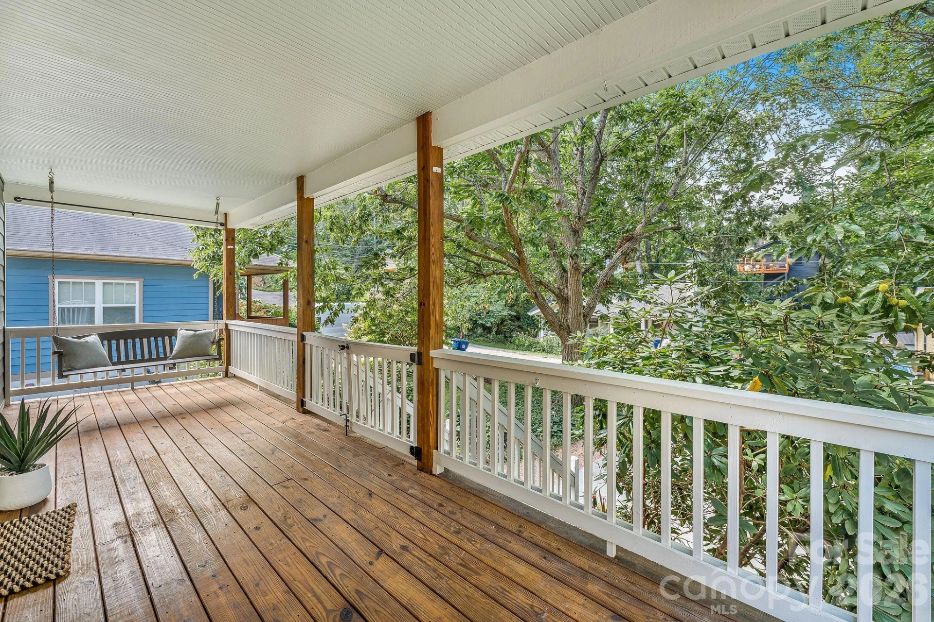 92 Martin Avenue - Photo 7