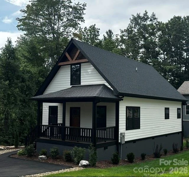 310 Ninth Street - Photo 2