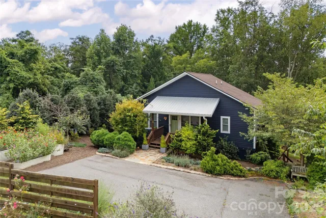 12 Twig Lane, Asheville, NC, 28803