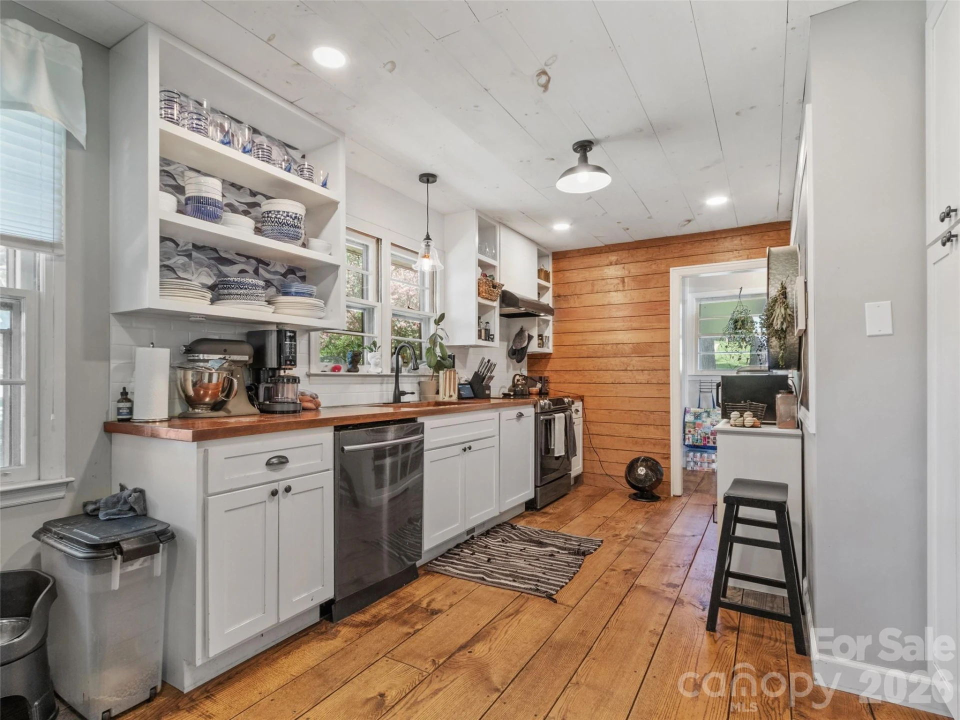 38 Crowell Road - Photo 8