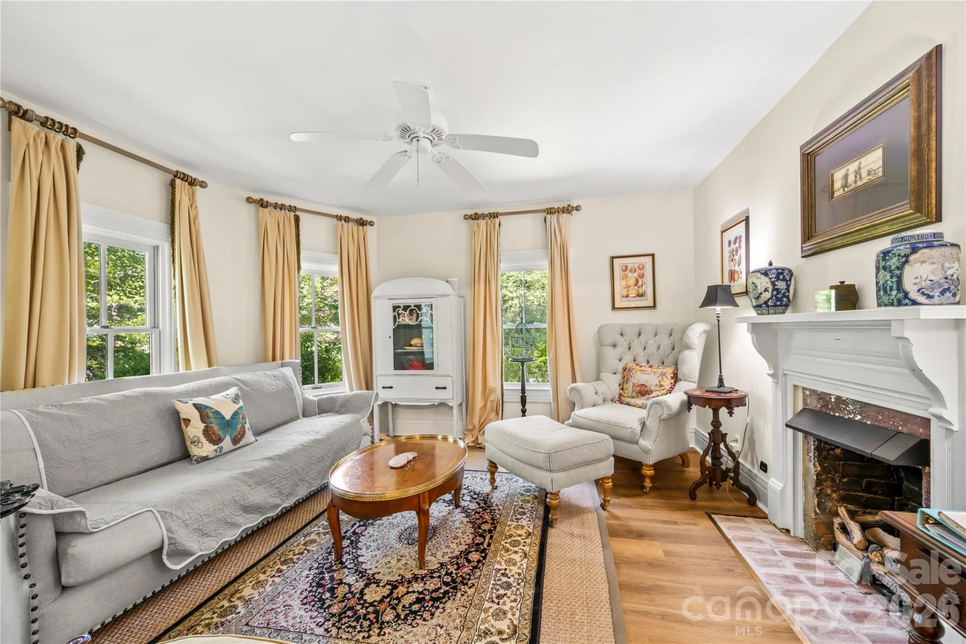 520 Esseola Street - Photo 5