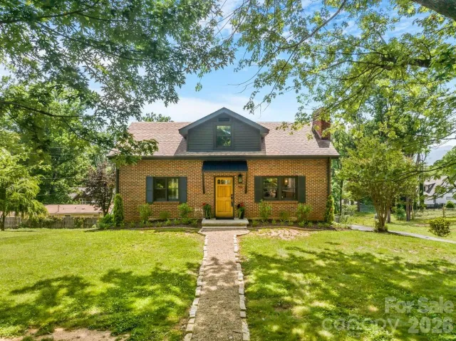 55 Cisco Road, Asheville, NC, 28805