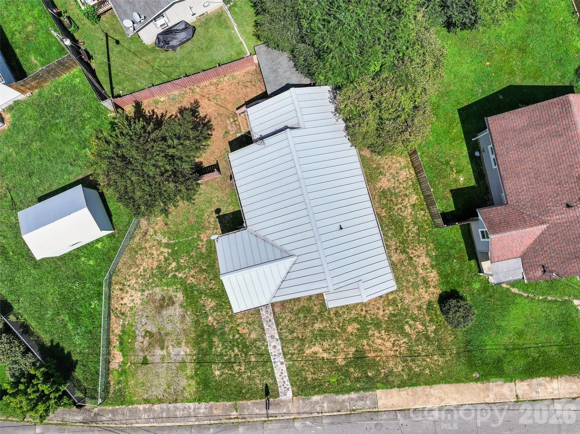417 Riverbend Street - Photo 6