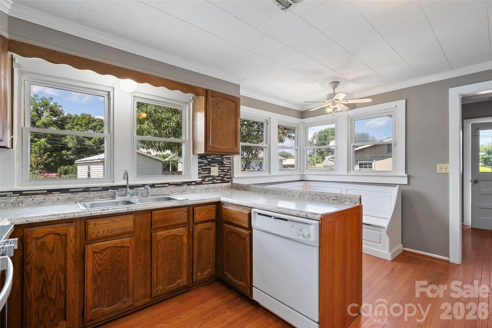 417 Riverbend Street - Photo 10