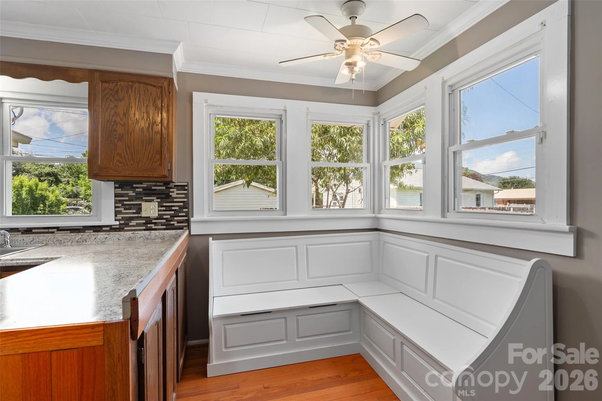 417 Riverbend Street - Photo 11