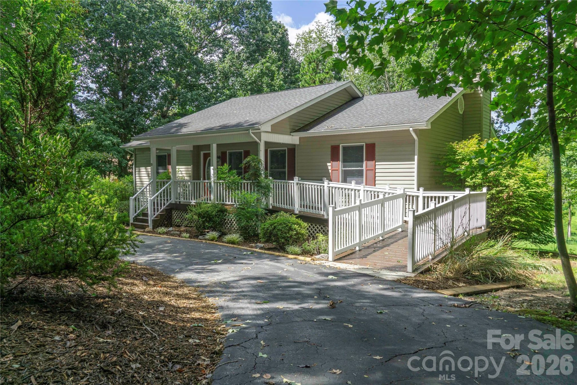 15 Pete Luther Road - Photo 2