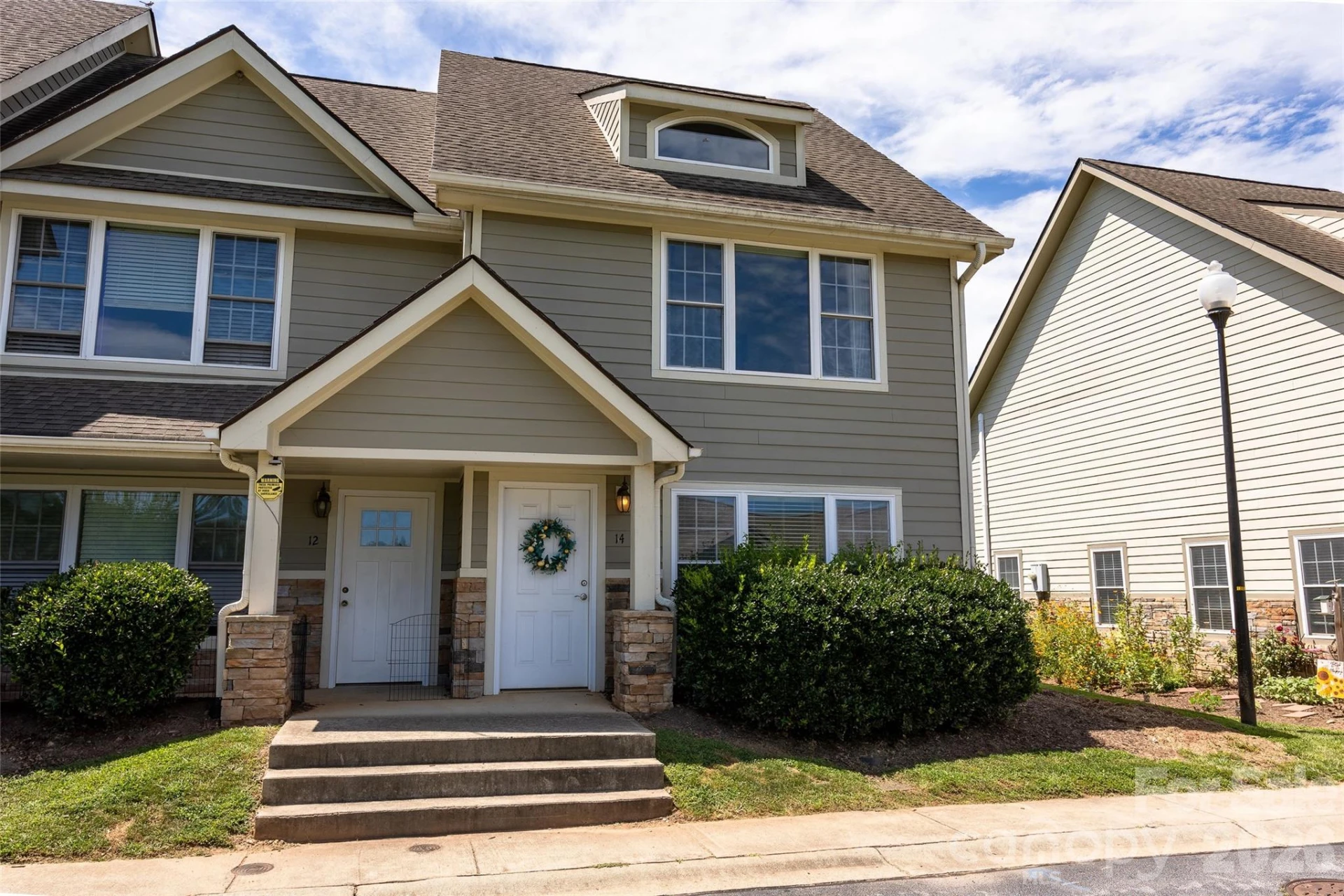 14 Rotunda Circle - Photo 2