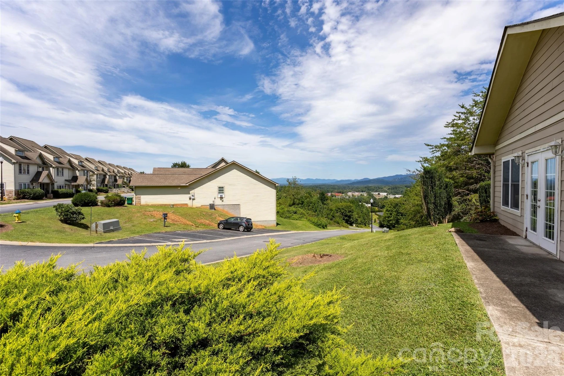 14 Rotunda Circle - Photo 34