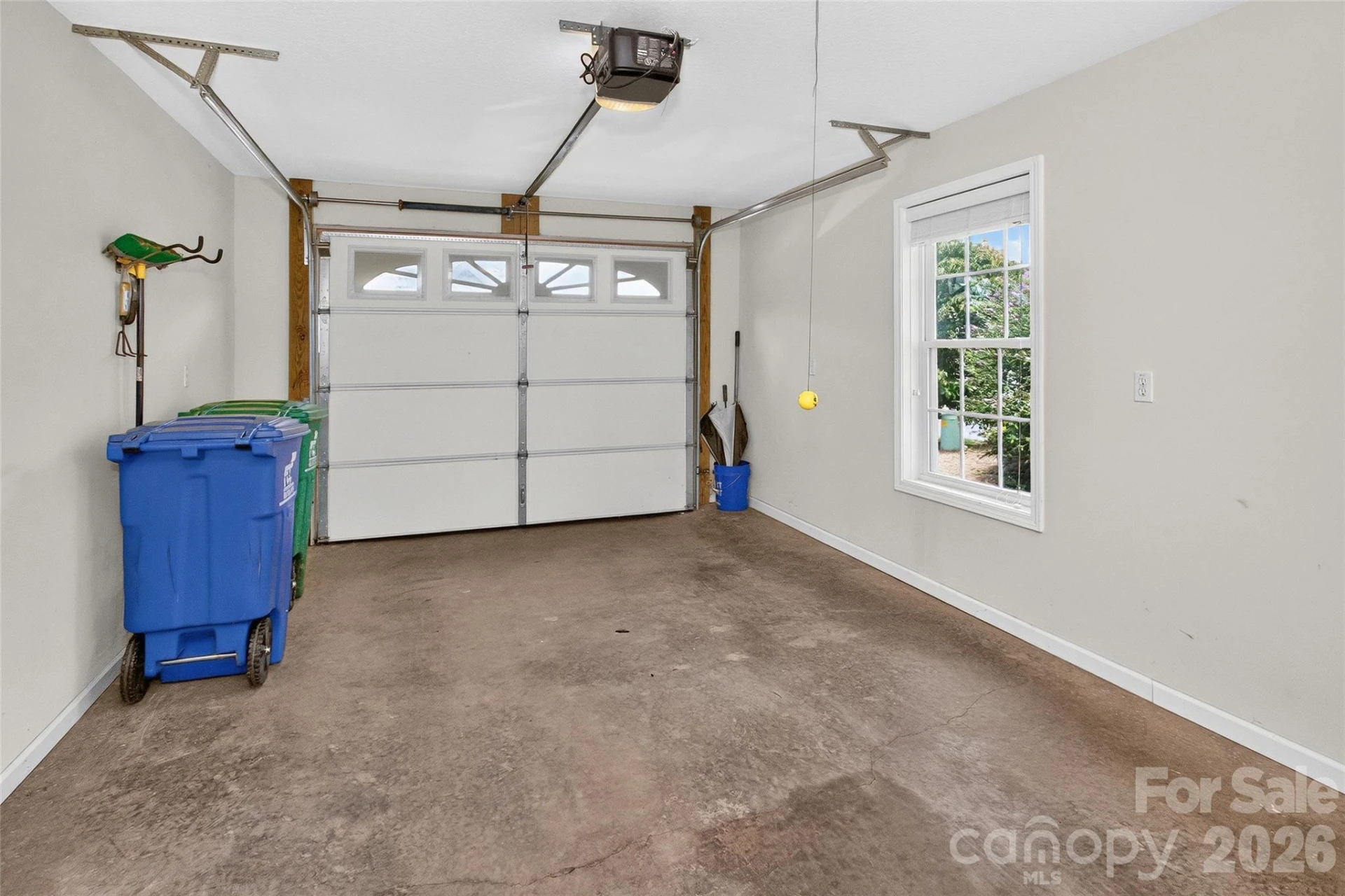 14 Rotunda Circle - Photo 37