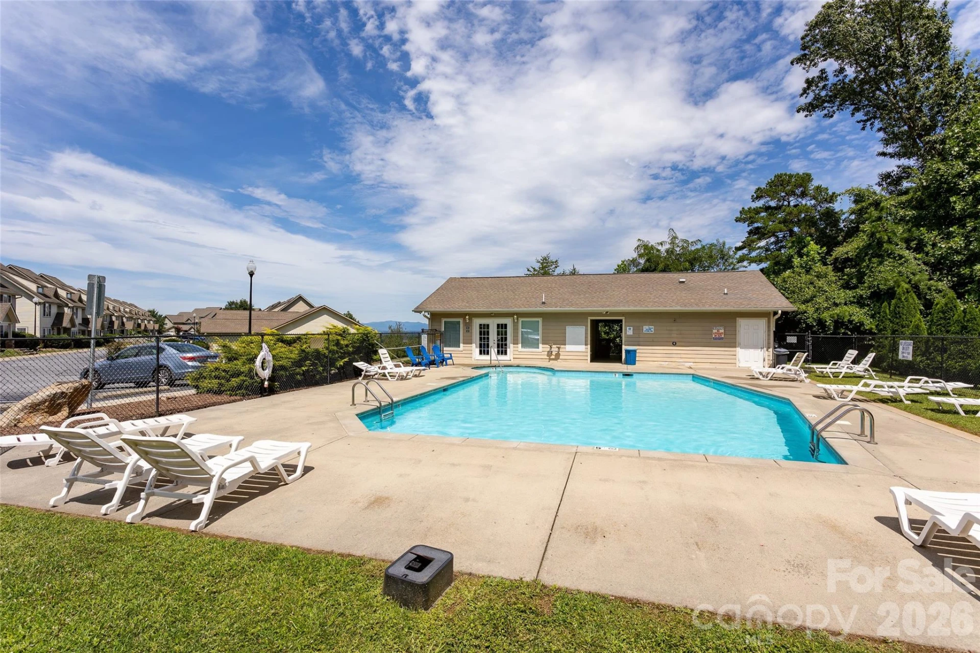 14 Rotunda Circle - Photo 43