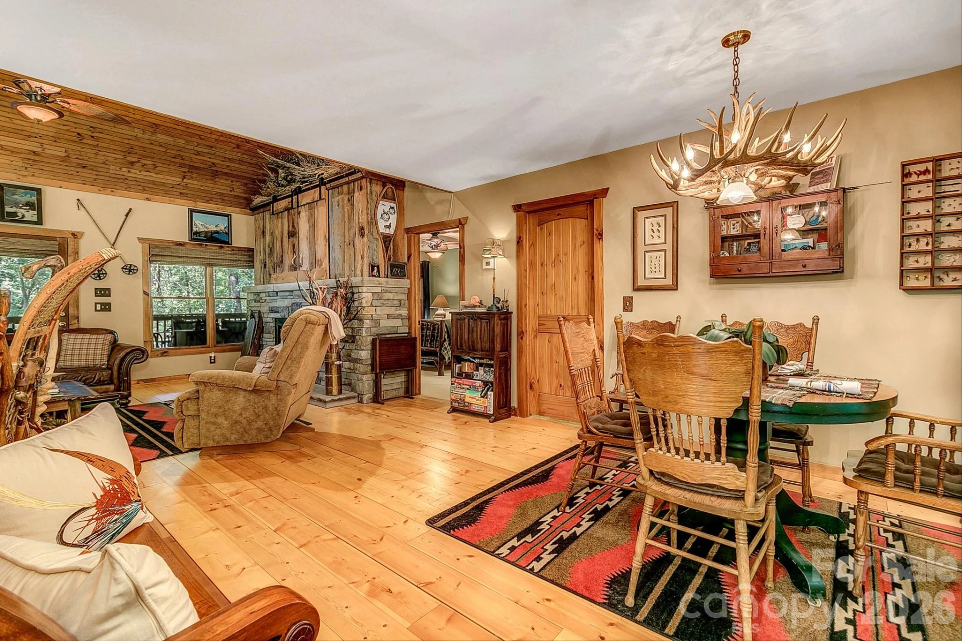 779 Thissa Way - Photo 8
