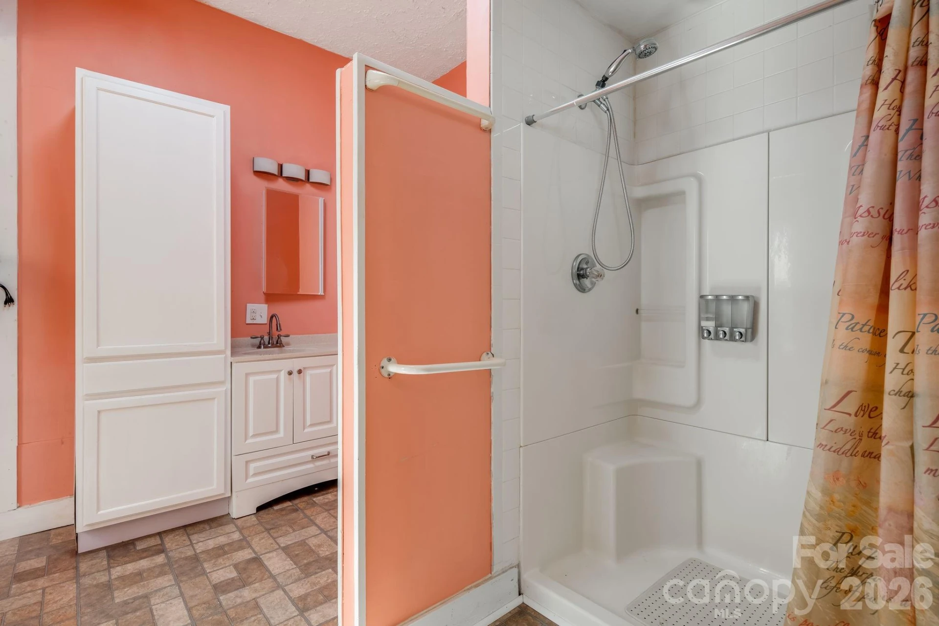 20 Drake Street - Photo 17