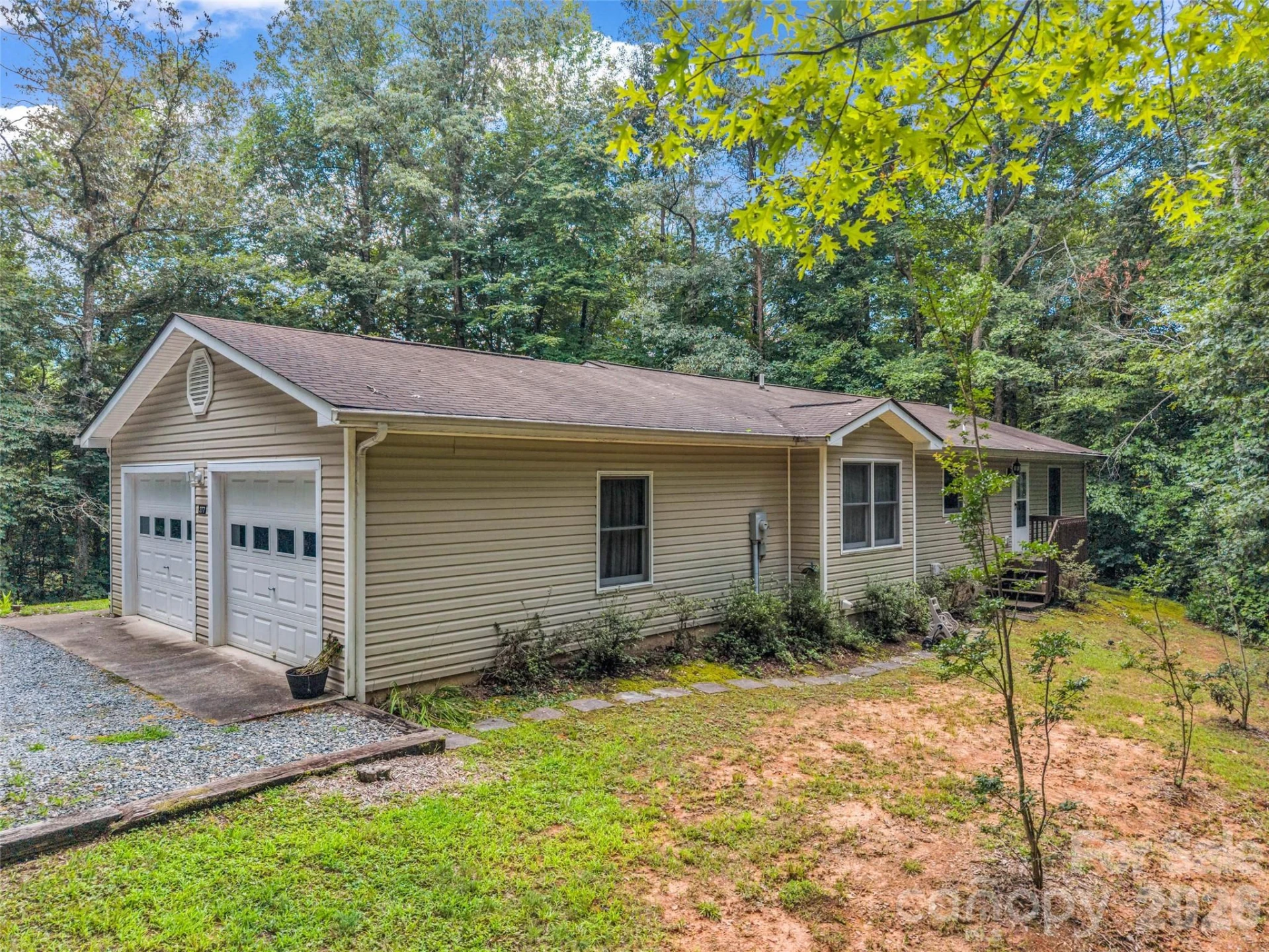 277 Debbies Branch Drive - Photo 4
