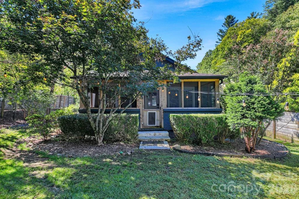 354 King Road - Photo 5