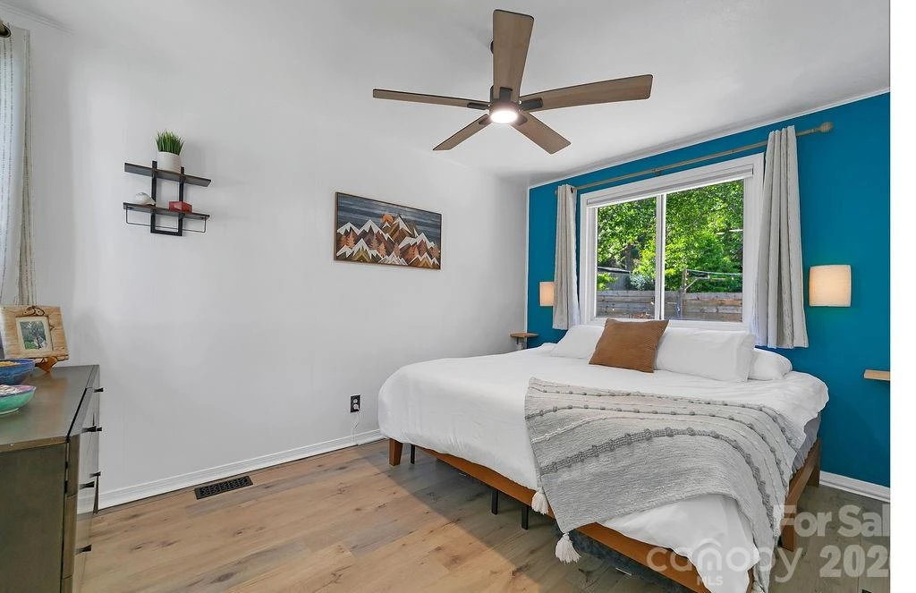 354 King Road - Photo 19