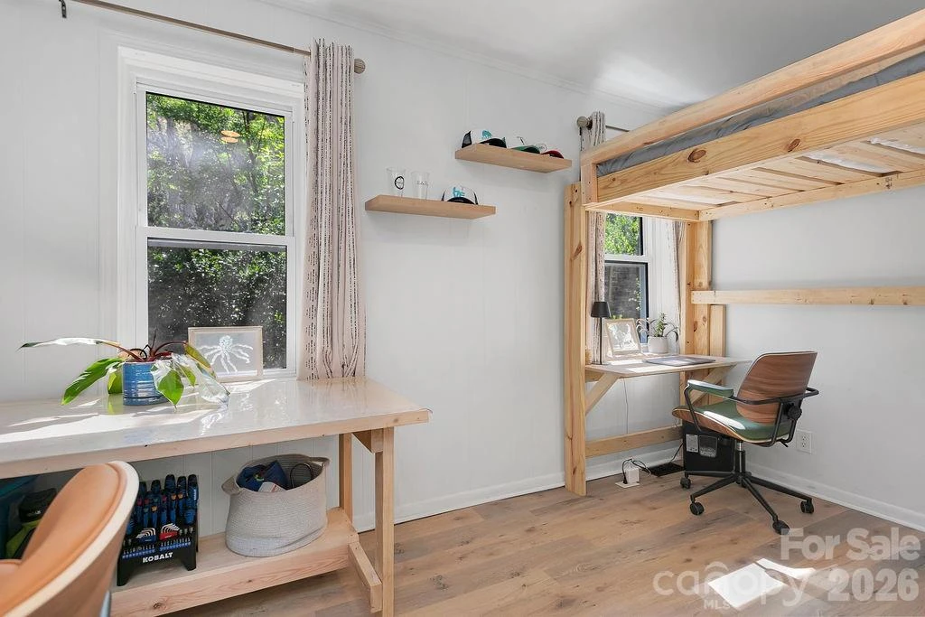 354 King Road - Photo 22