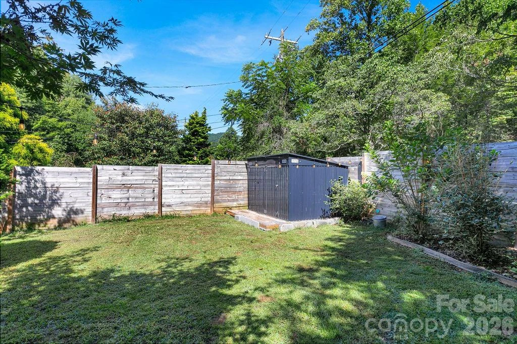 354 King Road - Photo 27